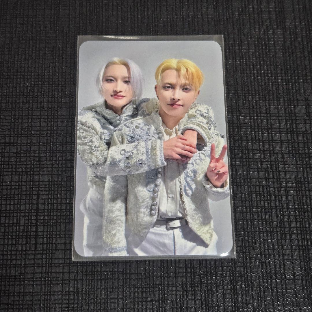 TWICE チェヨン Perfect World ハイタッチ トレカ⑤