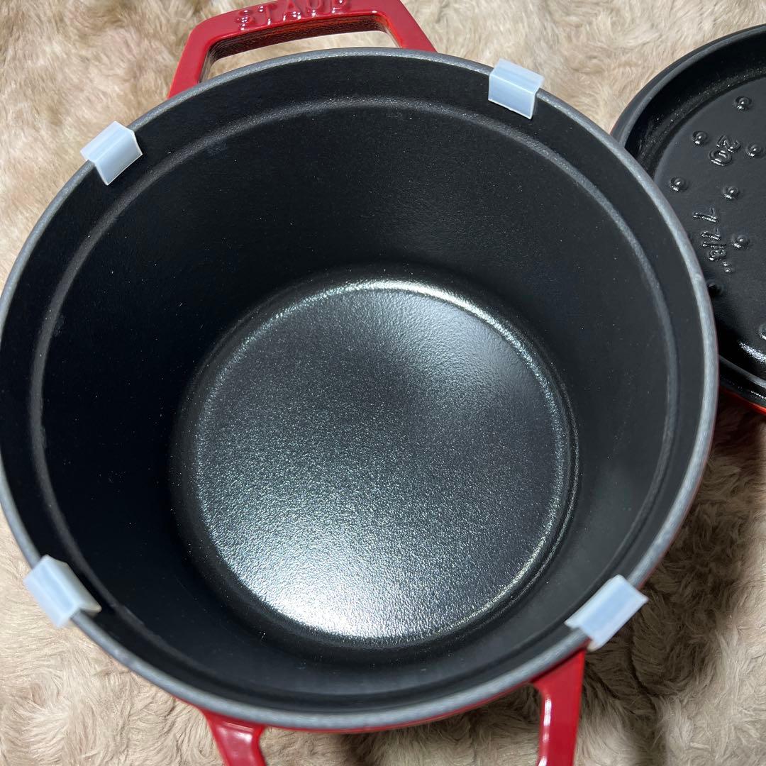 新品 ストウブ グランドココット ラウンド チェリー 20cm 1022857
