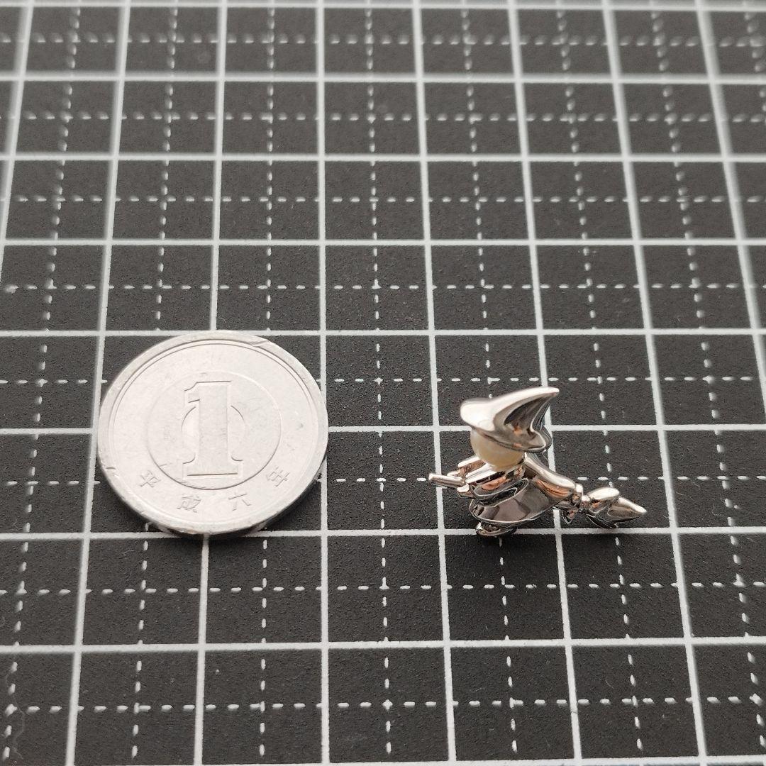 美品】TASAKI タサキ パール ピンバッジ 魔女 シルバー - メルカリ