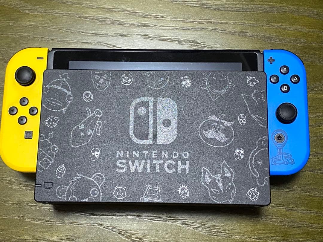 Nintendo Switch 本体 FortniteEdition Nintendo Switch Fortnite Limited Edition Wildcat Console used