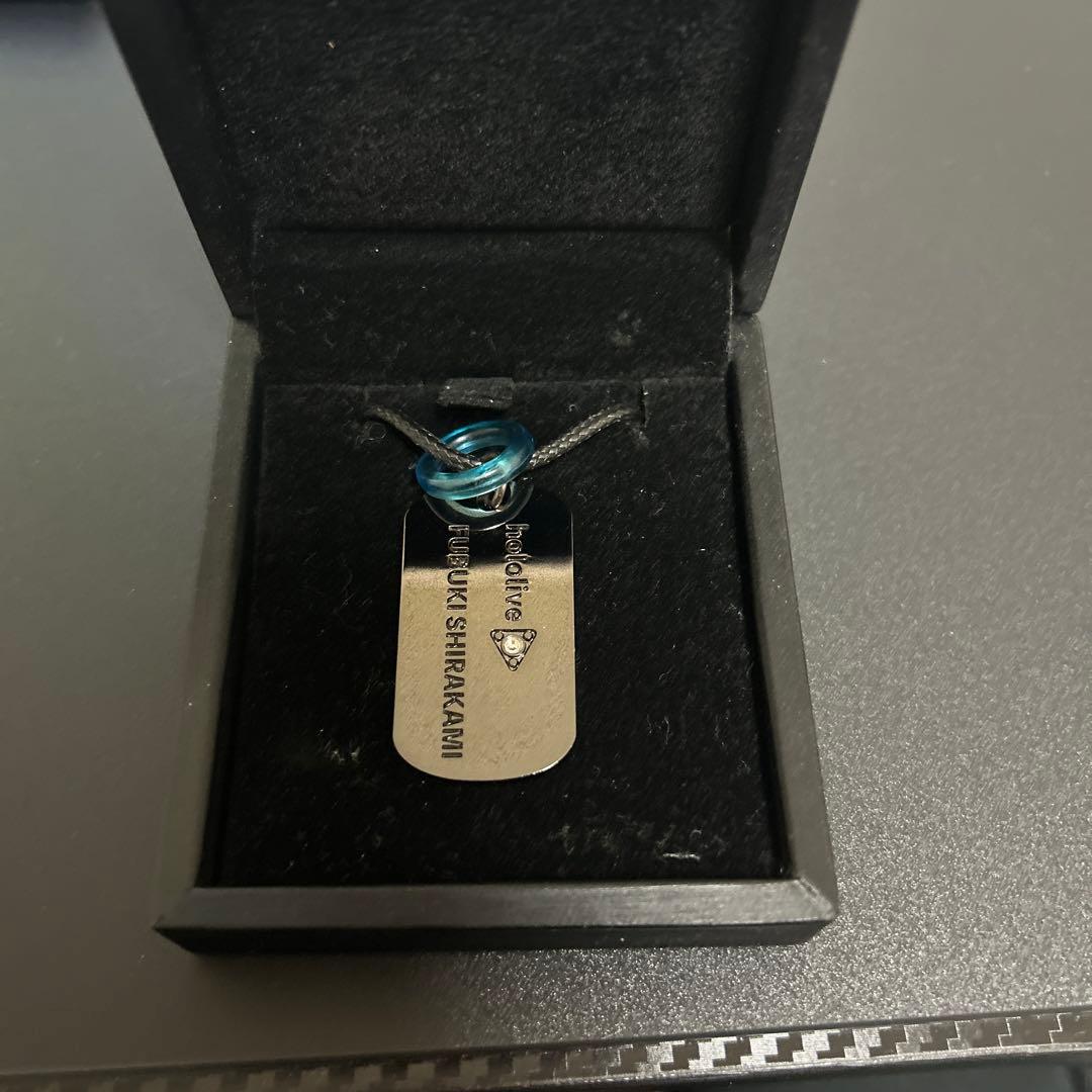 白上フブキ4周年記念 ドッグタグ - メルカリ