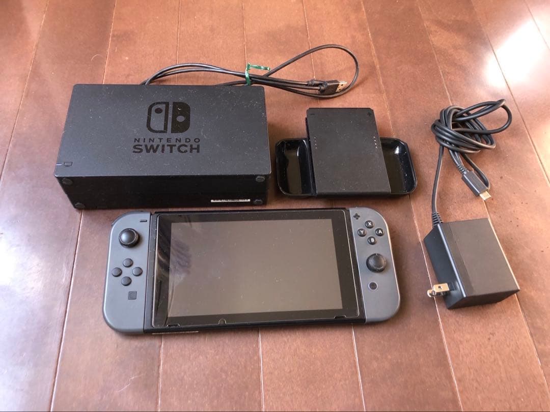 任天堂　Switch 本体 Nintendo Switch HAD-S-KABAH Joy-Con(L) ネオンブルー/(R) ネオン