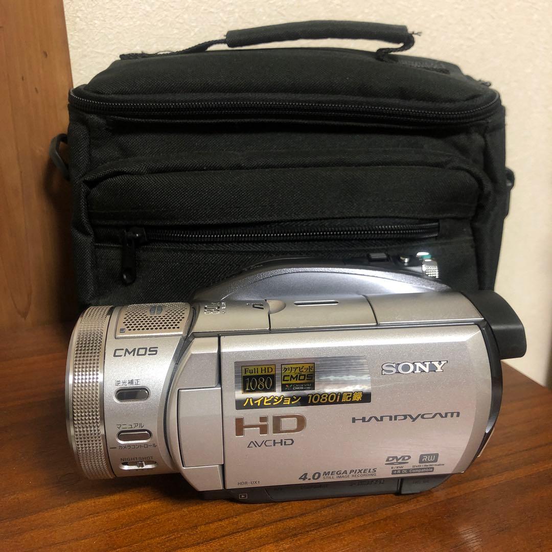 極美品 SONY HDR-UX1 ナイトショット機能付 ビデオカメラ 世界初 ＊1、8cmDVDおよびハードディスクに高精細なハイビジョン撮影が