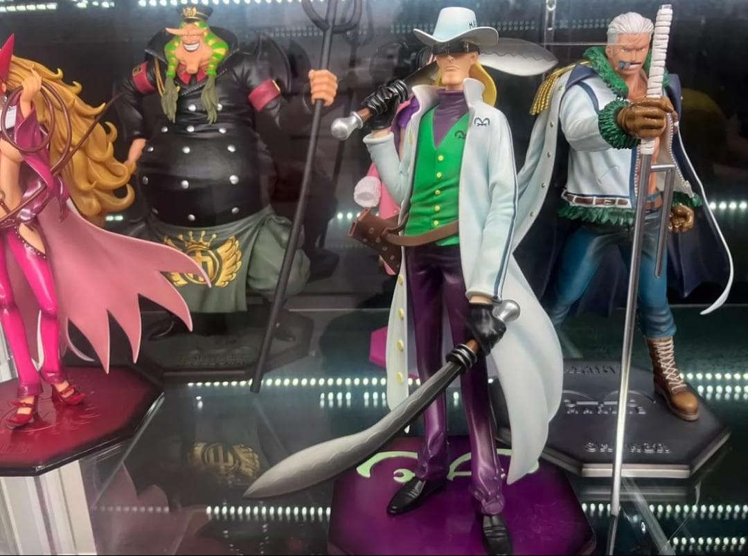 ワンピース Black ヘルメッポ ガレージキット ガレキ スタチューフィギュア ワンピース Yz ヒグマ ガレージキット ガレキ スタチュー フィギュア