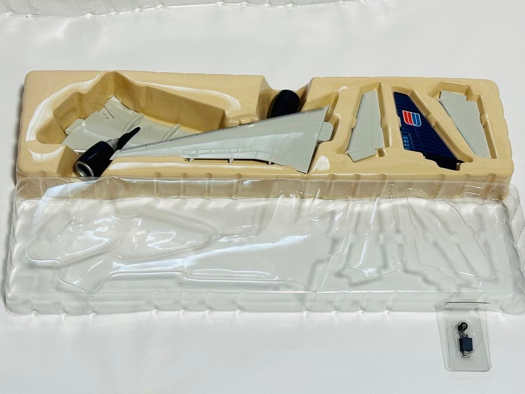 hogan 1/200 ユナイテッド航空 Boeing 777-200 - メルカリ