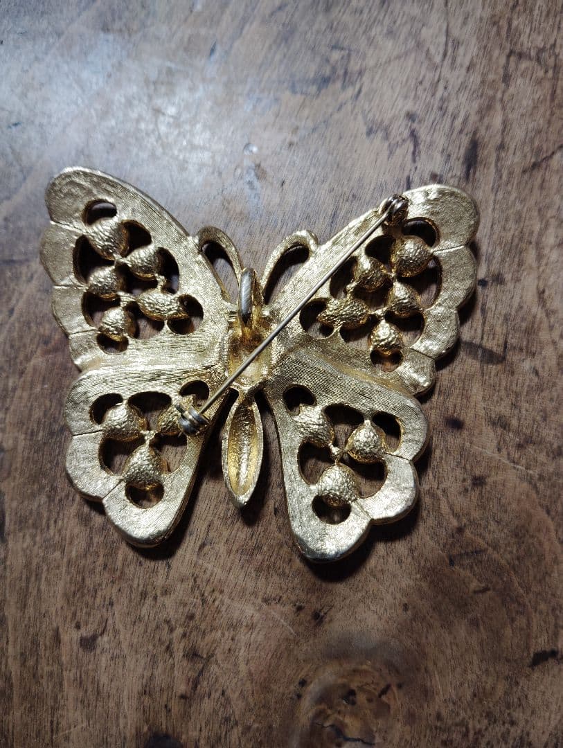 蝶々 バタフライ ヴィンテージブローチ 大 - メルカリ