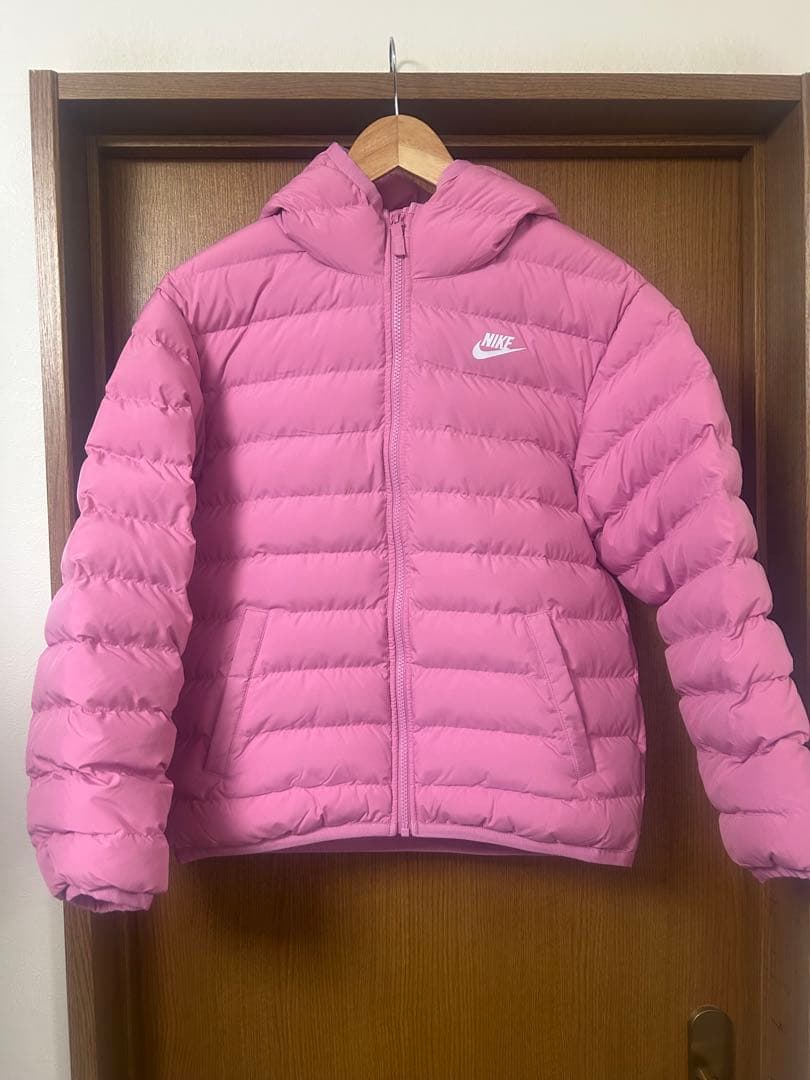 NIKEナイキ ダウン 中綿 アウターキッズサイズ 160cm Lサイズ ピンク