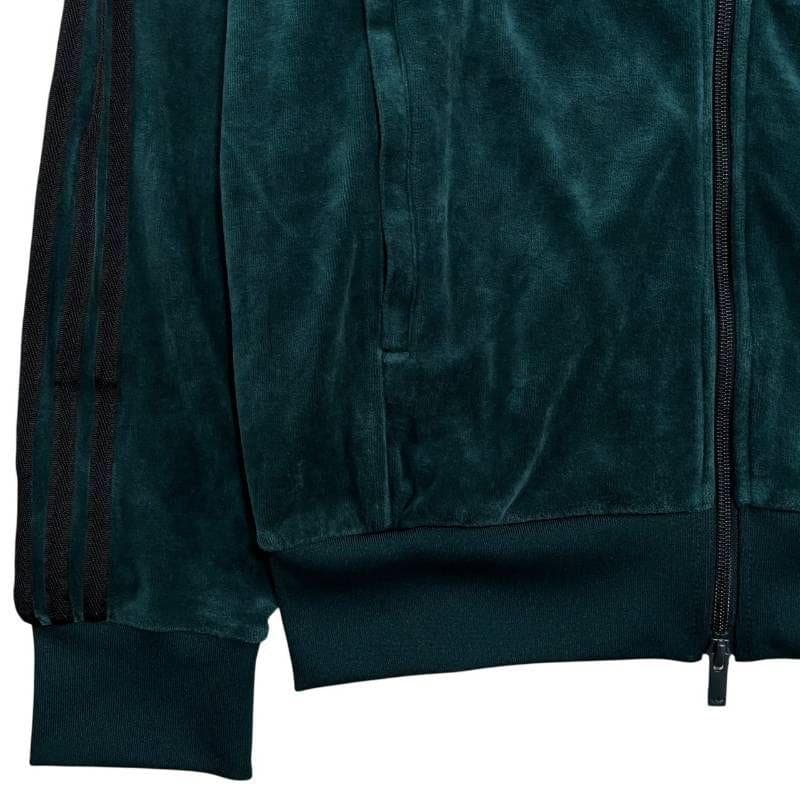 9937 adidas SST ベロア トラックトップ オーロラアイビー