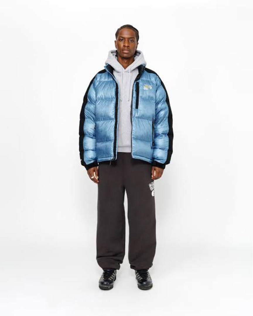 Stussy × Mountain Hardwear ダウン Mサイズ 新品 - メルカリ