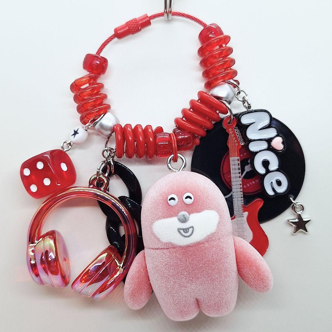 むにゅ ぽっこし ウシシ じゃらじゃらキーホルダー じゃらキー - メルカリ