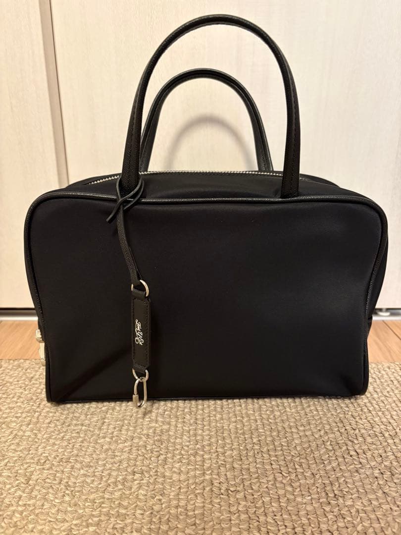 トゥティエ　ロケ ナイロン スモールバッグ SAC LOQUET NYLON SMALL BLACK – TOUT Y EST JP