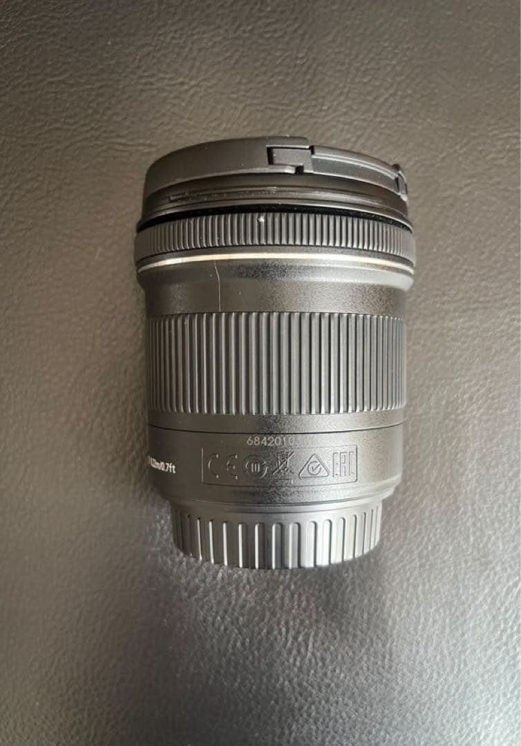 Canon EF-S 10-18mm f/4.5-5.6 IS STM広角レンズ