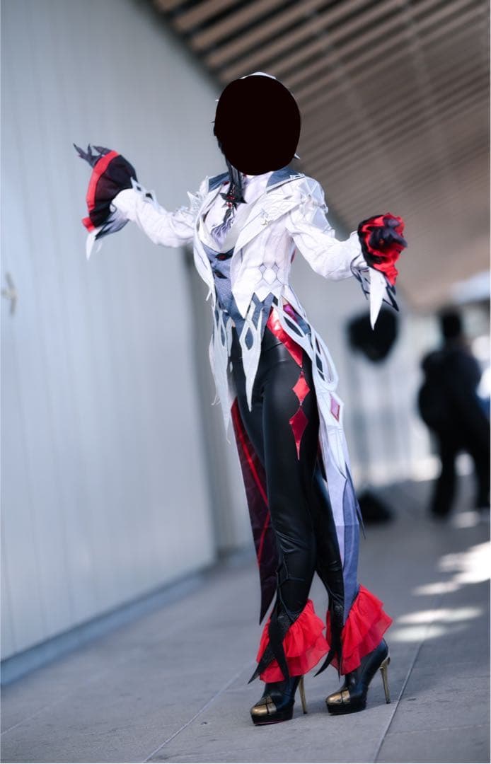アルレッキーノ　コスプレ　衣装 原神 アルレッキーノ コスプレ 衣装 漫囧 M - メルカリ