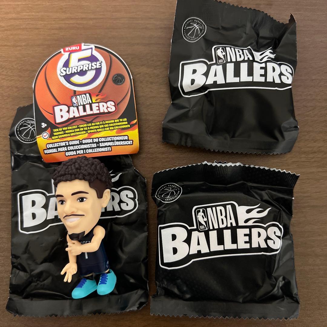 NBA Ballers サプライズフィギュア スペシャルの4点セット NBA Ballers フィギュア4体 セット - メルカリ