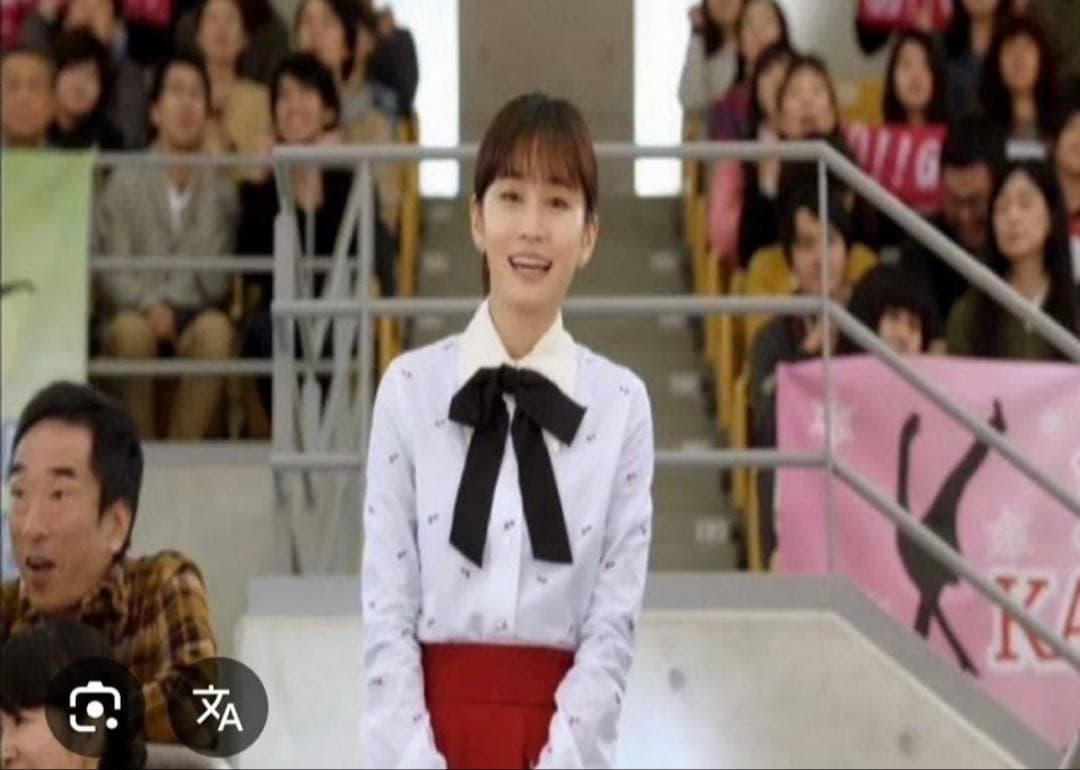 美品✨GUCCI ハート刺繍 リボン ブラウス シャツ ロゴボタン