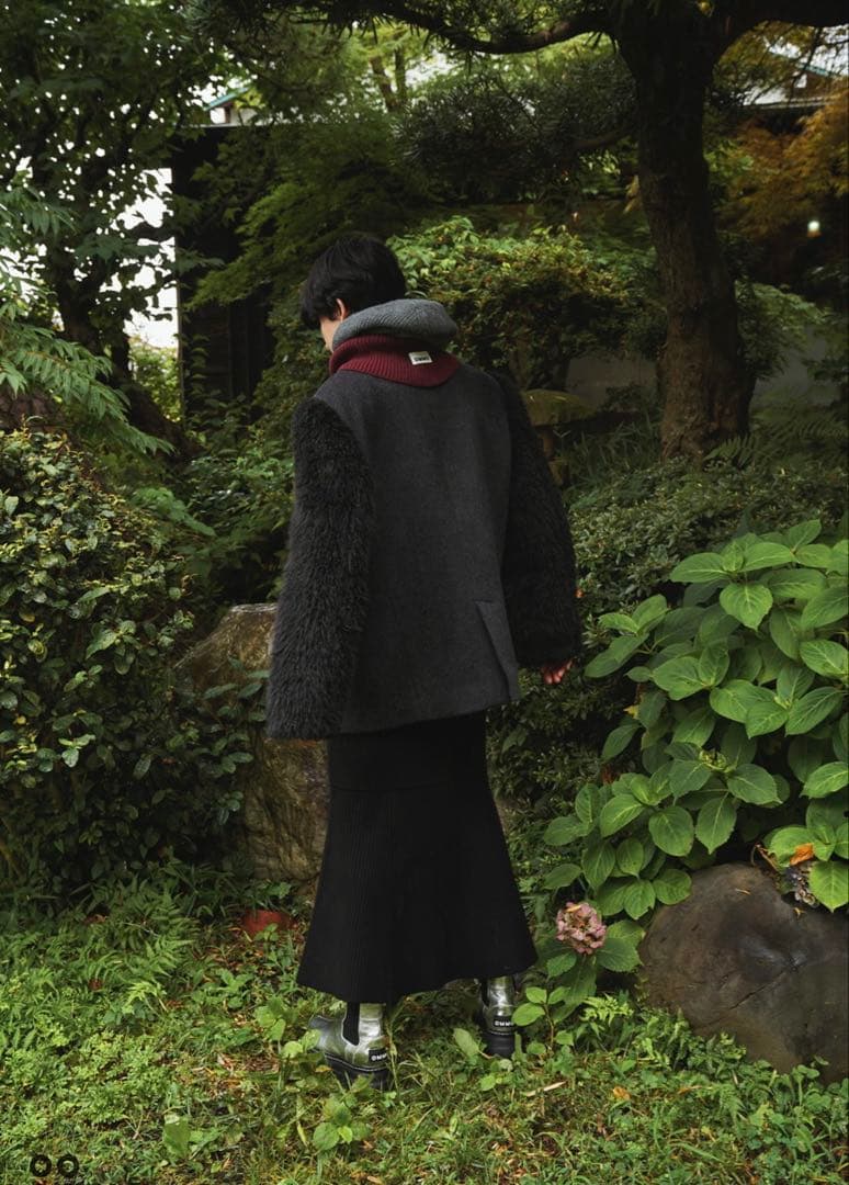 ommo 新品未使用 SLEEVE FUR BIG SHOULDER CT