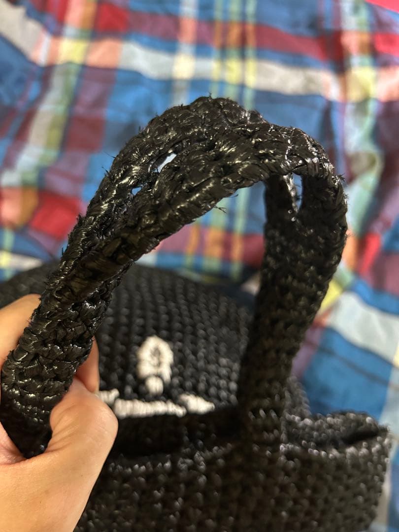 プラダ クロシェ スモールバッグ 持ち手に擦れや使用感あり - メルカリ