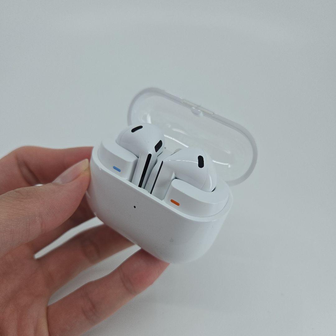 【美品】Samsung Galaxy Buds 3 ワイヤレス イヤホン Galaxy Buds3（ギャラクシーバッズ3）Silver | Samsung Japan 公式