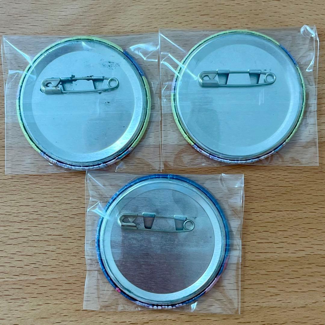 nqrse なるせ xyz 缶バッジ - メルカリ