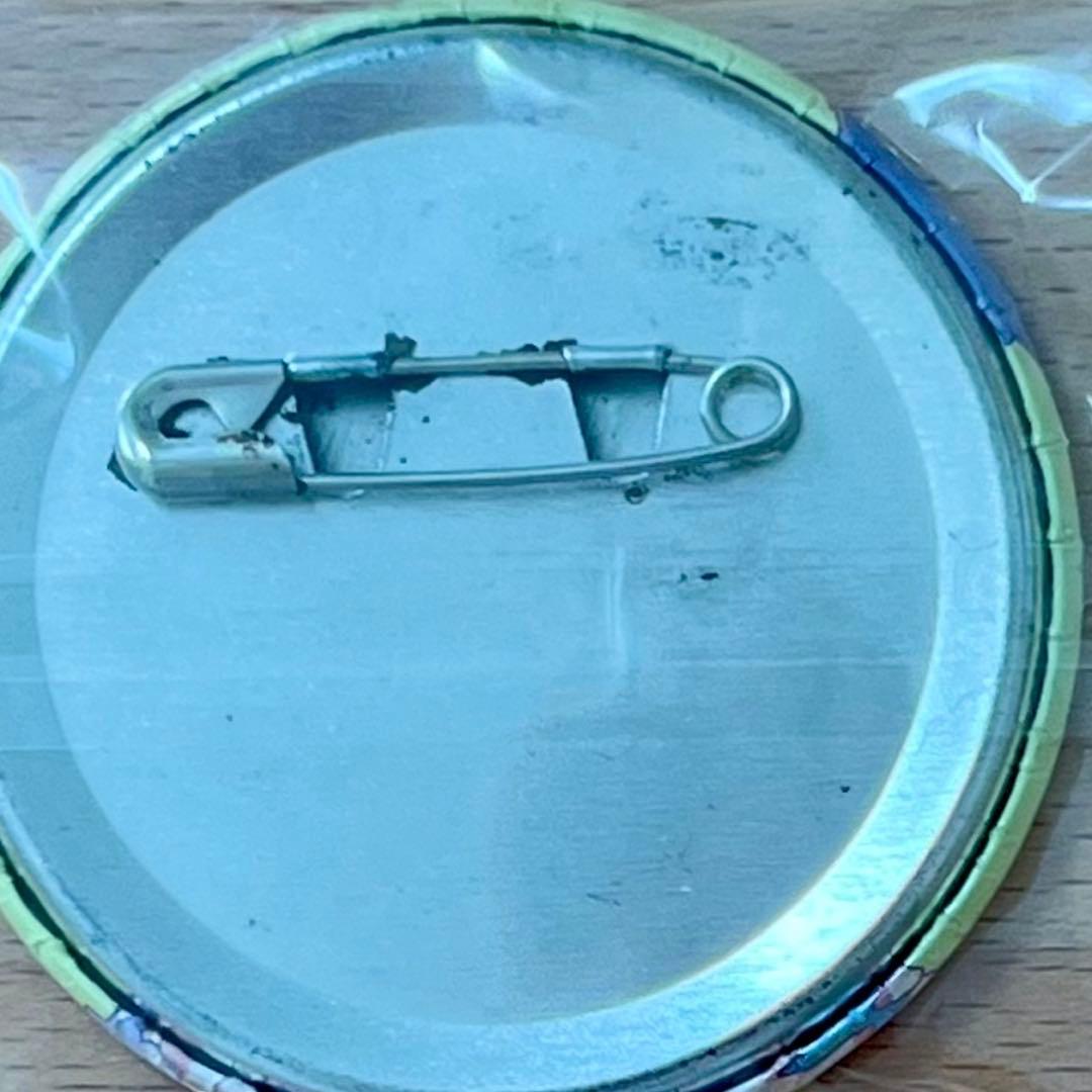 nqrse なるせ xyz 缶バッジ - メルカリ