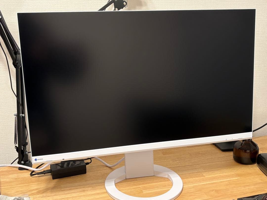 EIZO FlexScan EV2740S-WT 27.0型 4K FlexScan EV2740X | 27