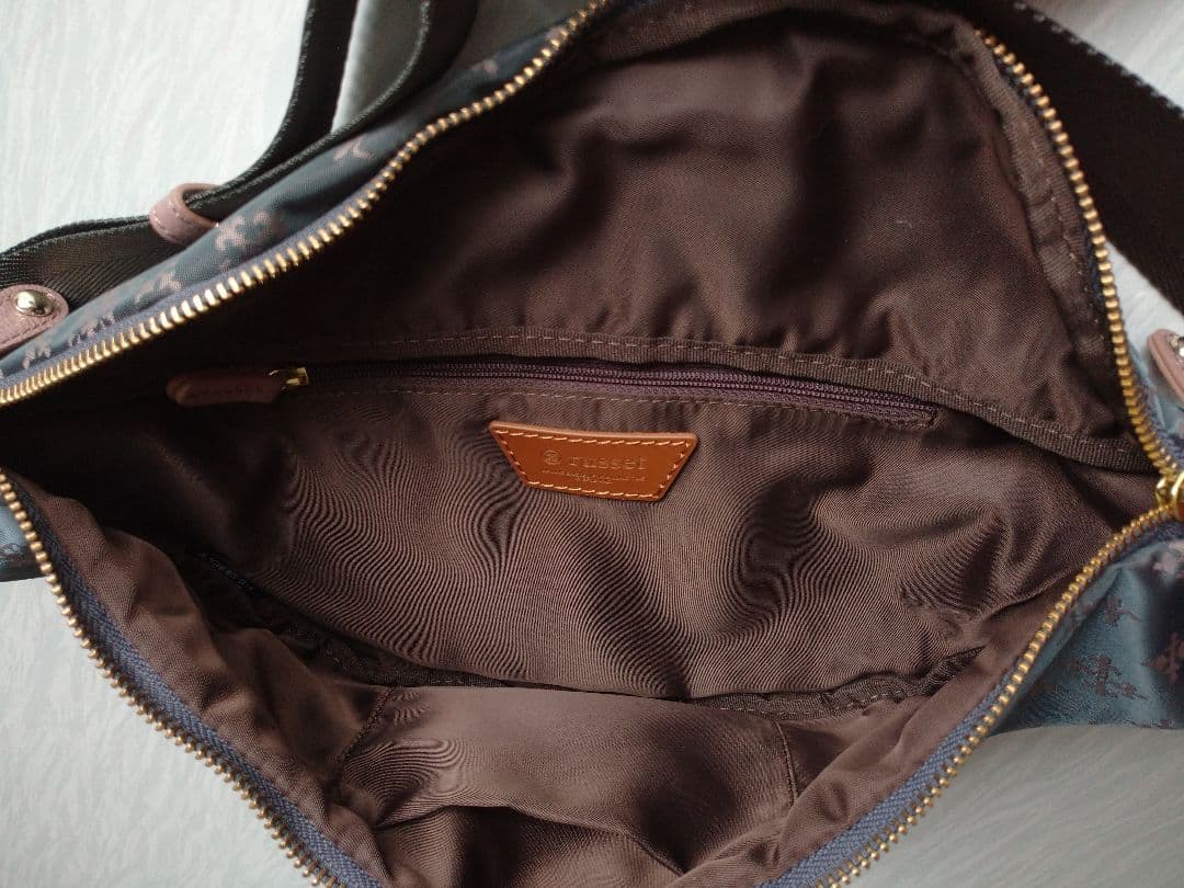 ○russet ラシットボディバッグ ウエストポーチ - メルカリ