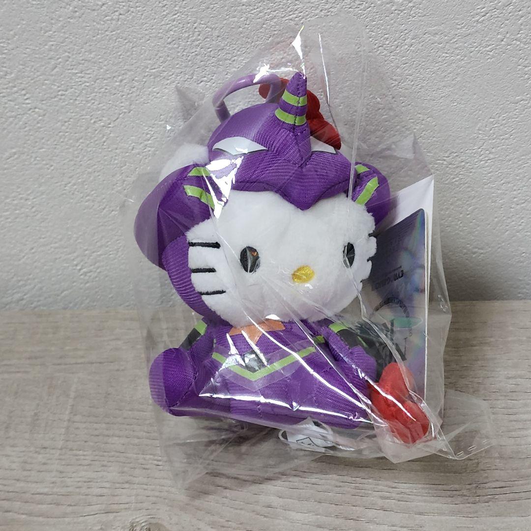 LOWRYS FARM 【EVA x HELLO KITTY】トイキーホルダー - メルカリ