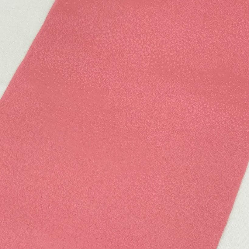 色無地 銀彩ちりめん 八掛付き 堅牢染 着尺 反物 甚三紅色 在庫