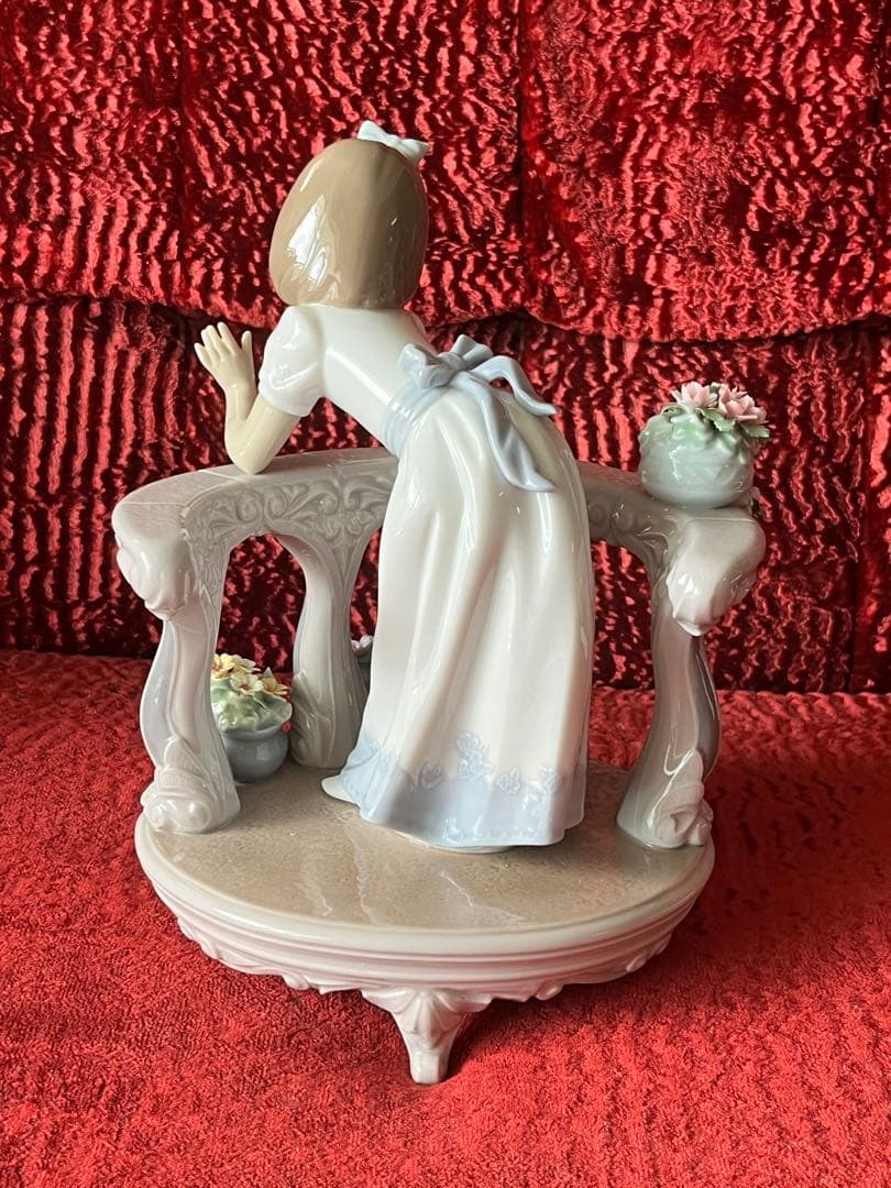 LLADRO 06658 春の目覚め モーニングソング - メルカリ