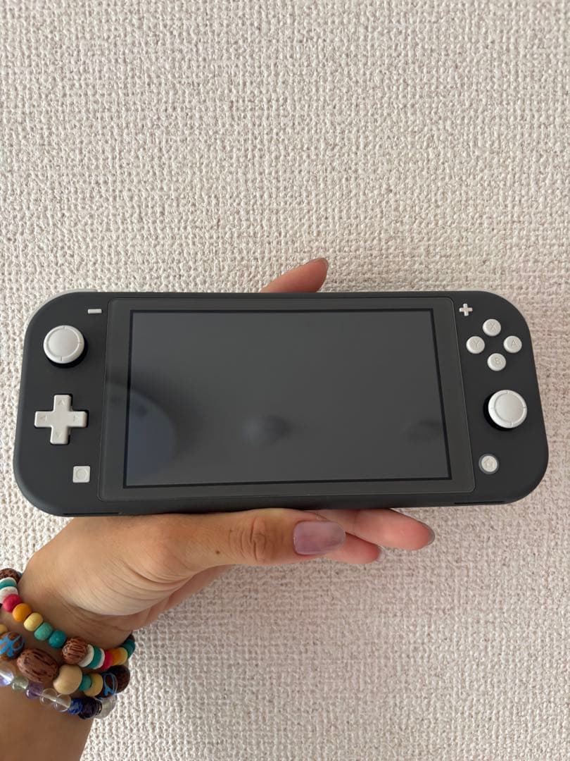Nintendo Switch Lite グレー 本体　充電器SDカード付き箱有 Nintendo Switch Lite グレー 本体 充電器付き - メルカリ