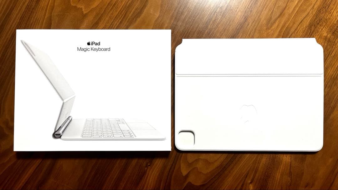 Apple Magic Keyboard日本語ホワイト【MJQJ3J/A】 Apple 11インチiPad Pro(第4世代)・iPad Air(第5世代)用 Magic