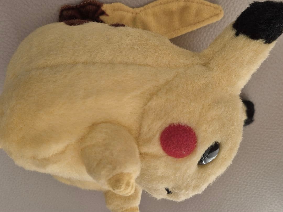オークション】ポケモン ピカチュウ 初期 初代 レトロ TOMY ぬいぐるみ
