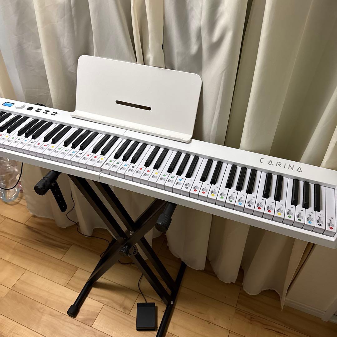 CARINA 電子ピアノ　ペダル、スタンド付き Amazon | Carina 電子ピアノ 88鍵盤 スタンド椅子セット キーボード