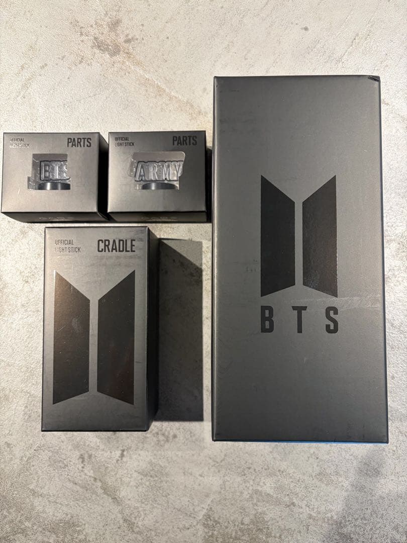アミボム 【BTS OFFICIAL LIGHT STICK VER.4】 - メルカリ