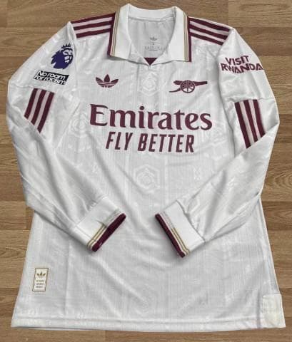 リアル猫ステッカー 約7cm x 5cm - メルカリ