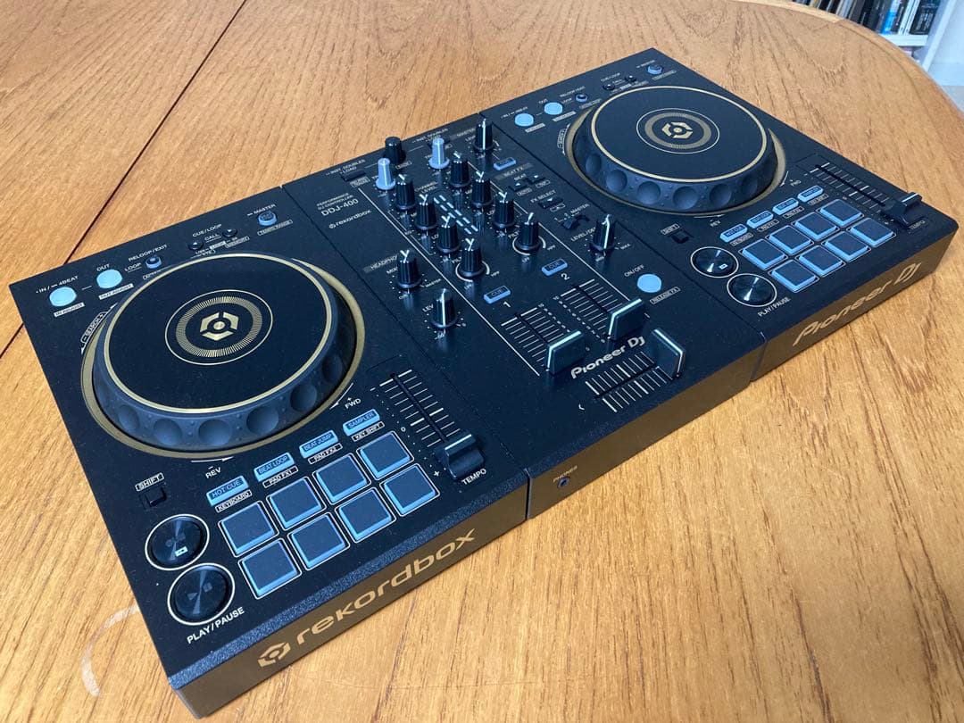 Pioneer DDJ-400-N Gold ヘッドホン付 L77642000000001-04-2000x2000.jpg