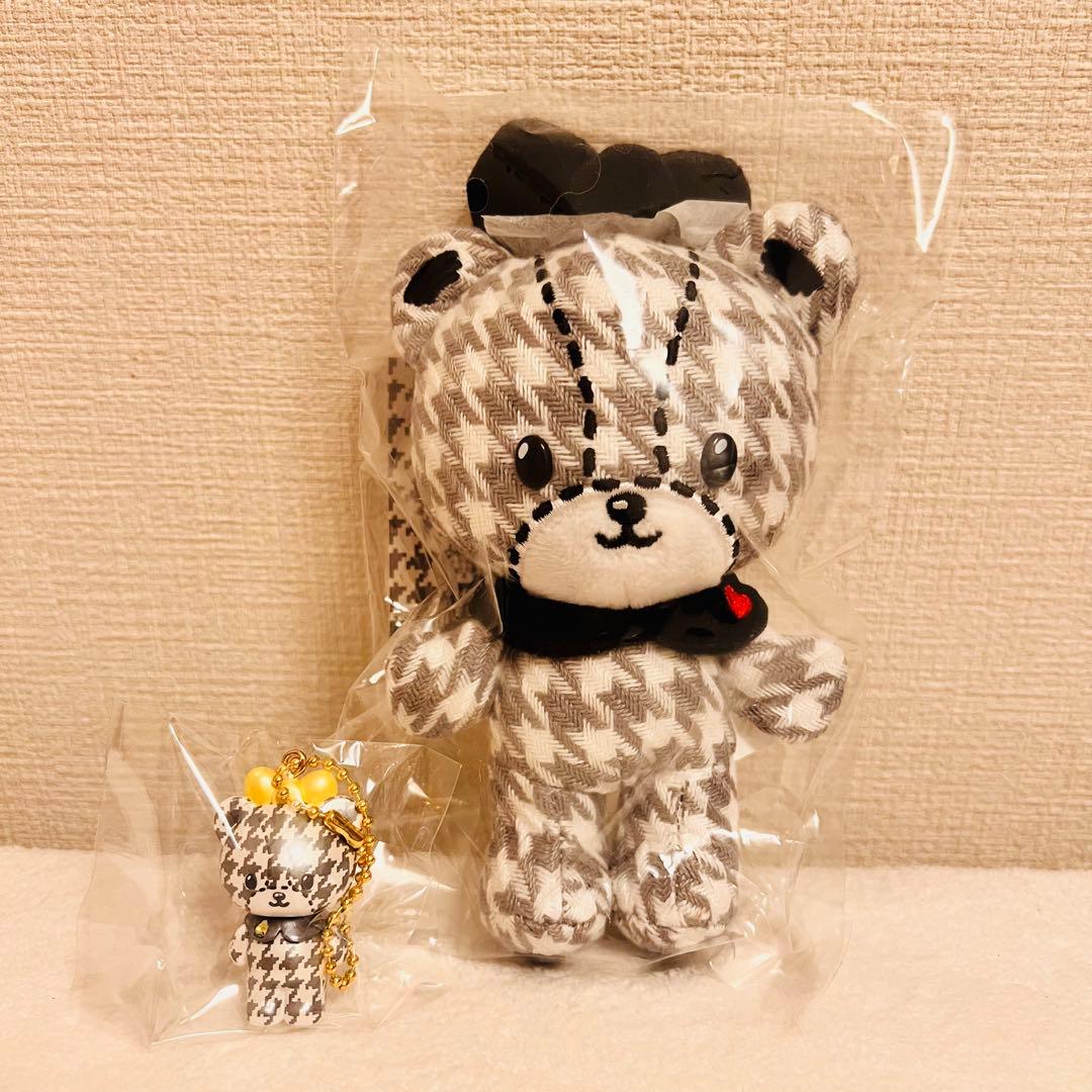 お顔厳選 サンリオ キティ モノクロガーリーふたごコーデ マスコット