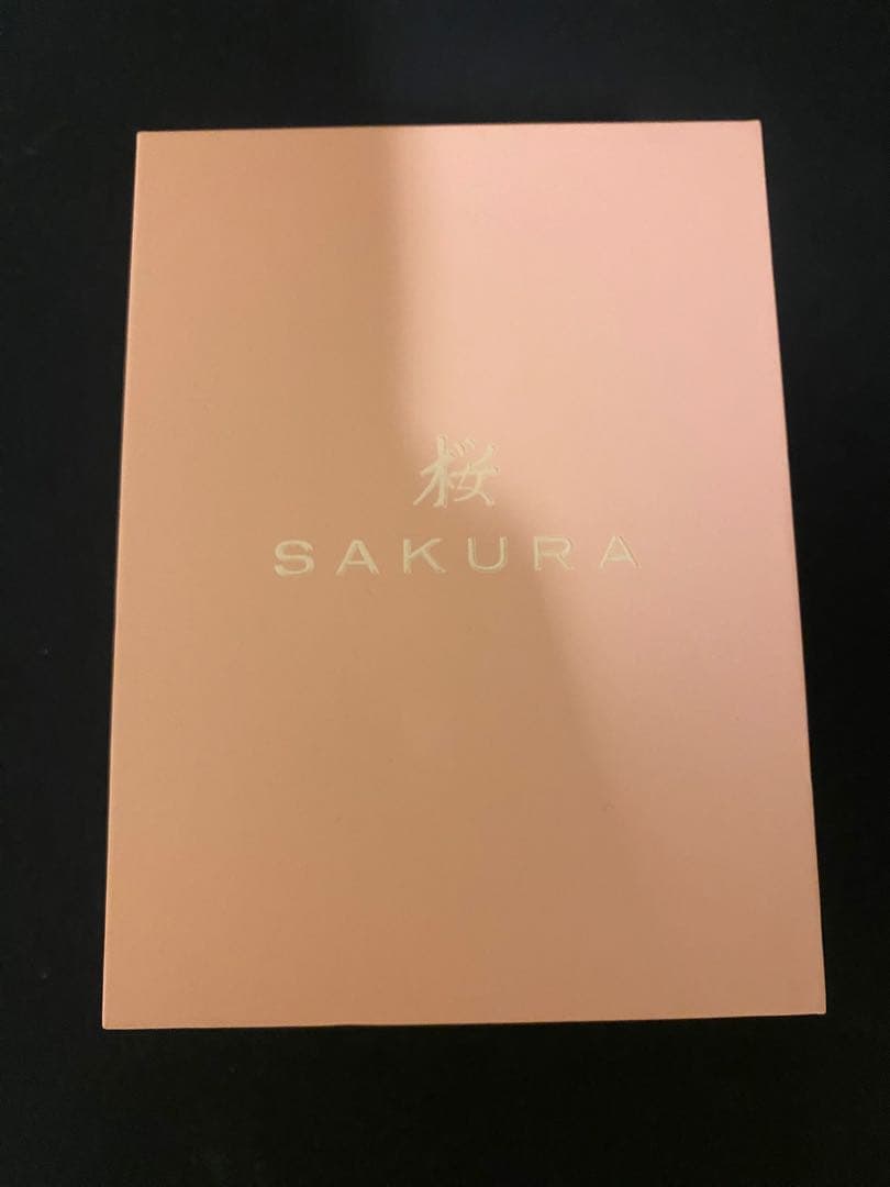 マウス・トラックボール finalmouse ULX SAKURA small The Finalmouse ULX “Sakura” feels premium in every way, from the