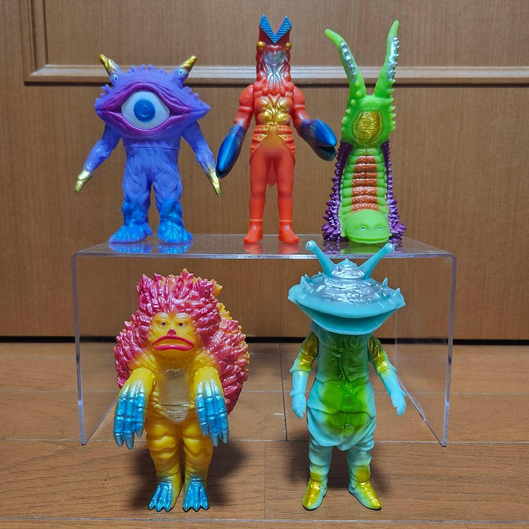 PPIH KAIJU COLORS カイジュウカラーズ 5体セット - メルカリ