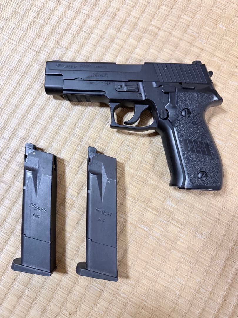 SIG SAUER P226 ガスガン マガジン2付き tm-gb104_1-800.jpg