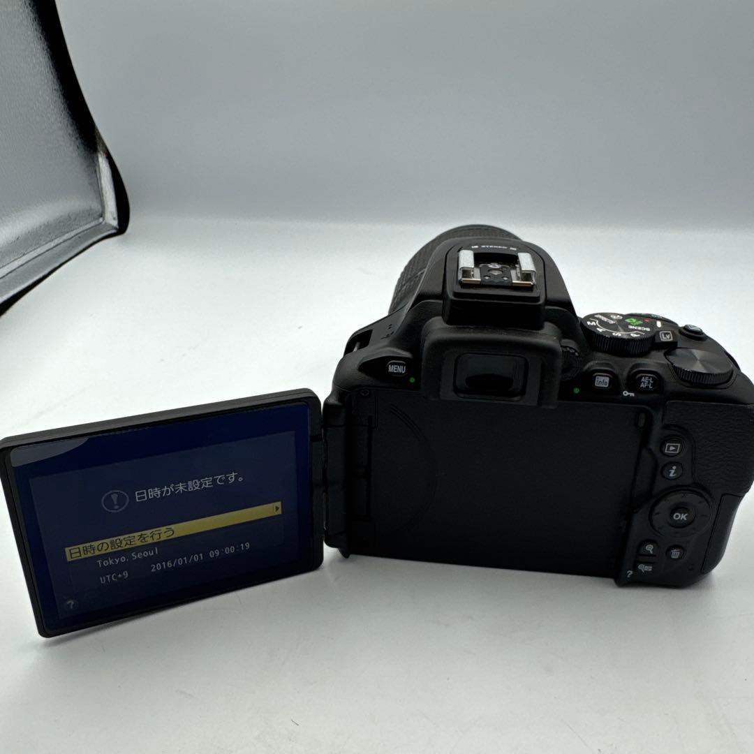 Nikon D5600 デジタル一眼レフカメラ 18-140mm VR Amazon | Nikon 1577 D5600 DX-Format デジタル一眼レフ AF-S DX