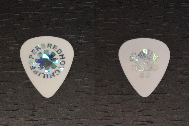 レッチリ Red Hot Chili Peppers 2013 ギターピック　白 2026年最新】Yahoo!オークション -red hot chili ピックの中古品・新品