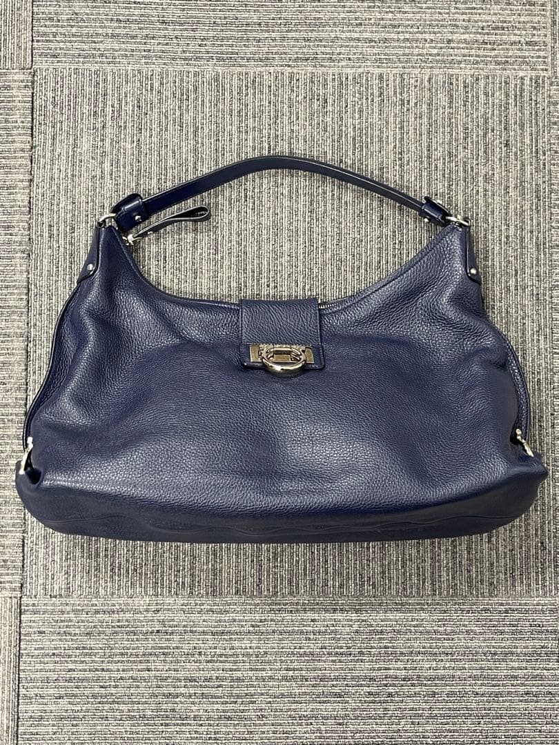 サルヴァトーレ フェラガモ ガンチーニ レザー ワンショルダーバッグ 美品 楽天市場】【バッグ】Salvatore Ferragamo サルヴァトーレ フェラガモ