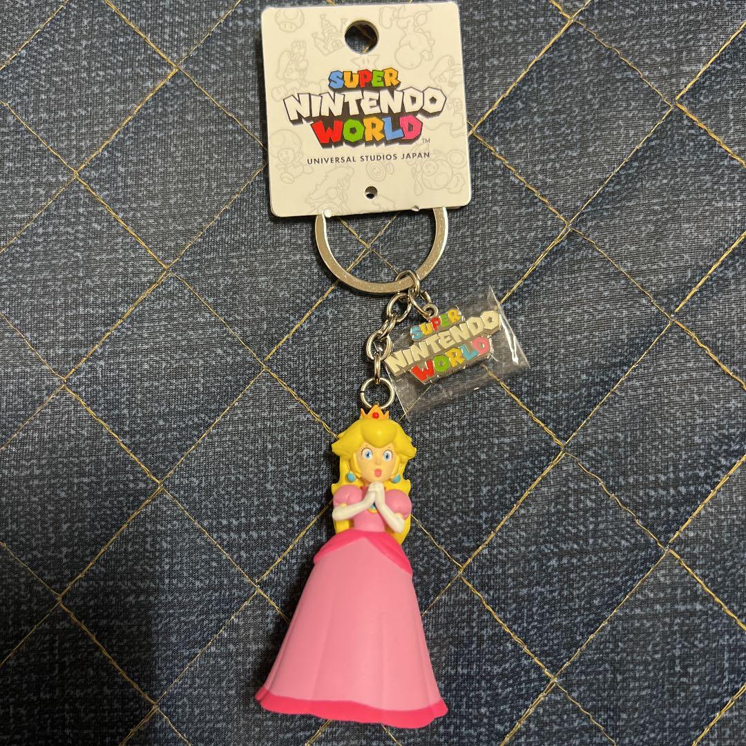 USJ限定 スーパーニンテンドーワールド ピーチ姫 キーホルダー マリオ