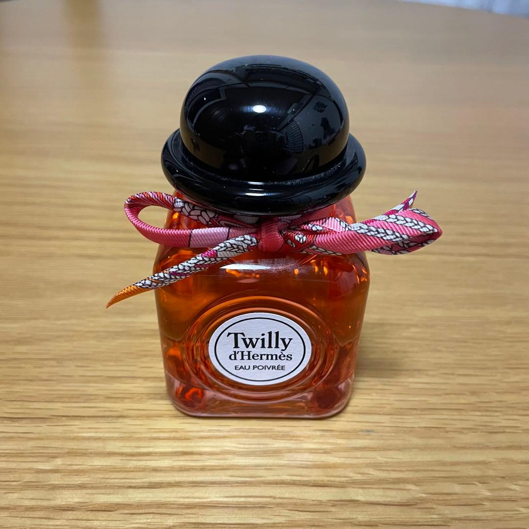 Twilly オードパルファム 《ツイリー ドゥ エルメス オー ポワヴレ》