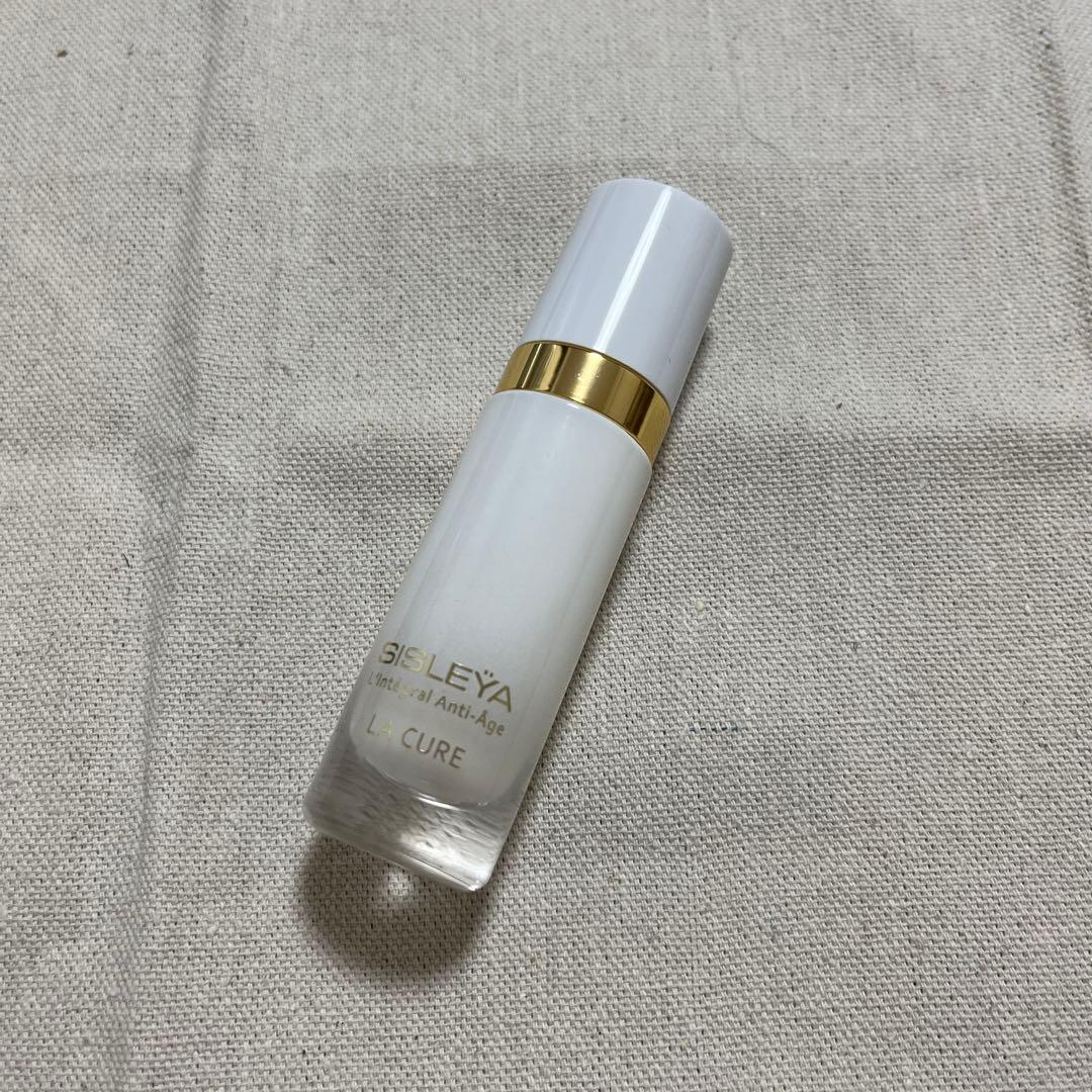 シスレー　シスレイヤ　インテグラル　ラ　キュール　10ml シスレーの集中ケア美容液「シスレイヤ インテグラル ラ キュール」4