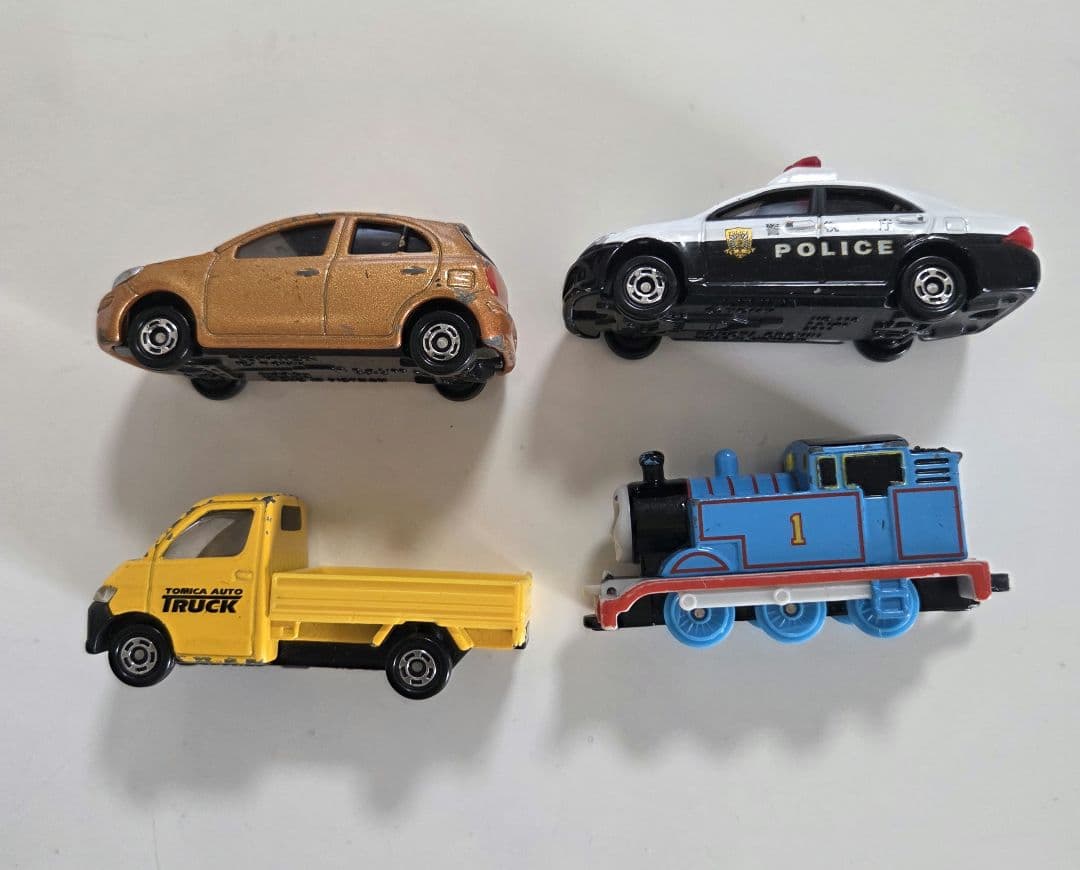 トミカ 4点まとめ売り(はこなし) - メルカリ