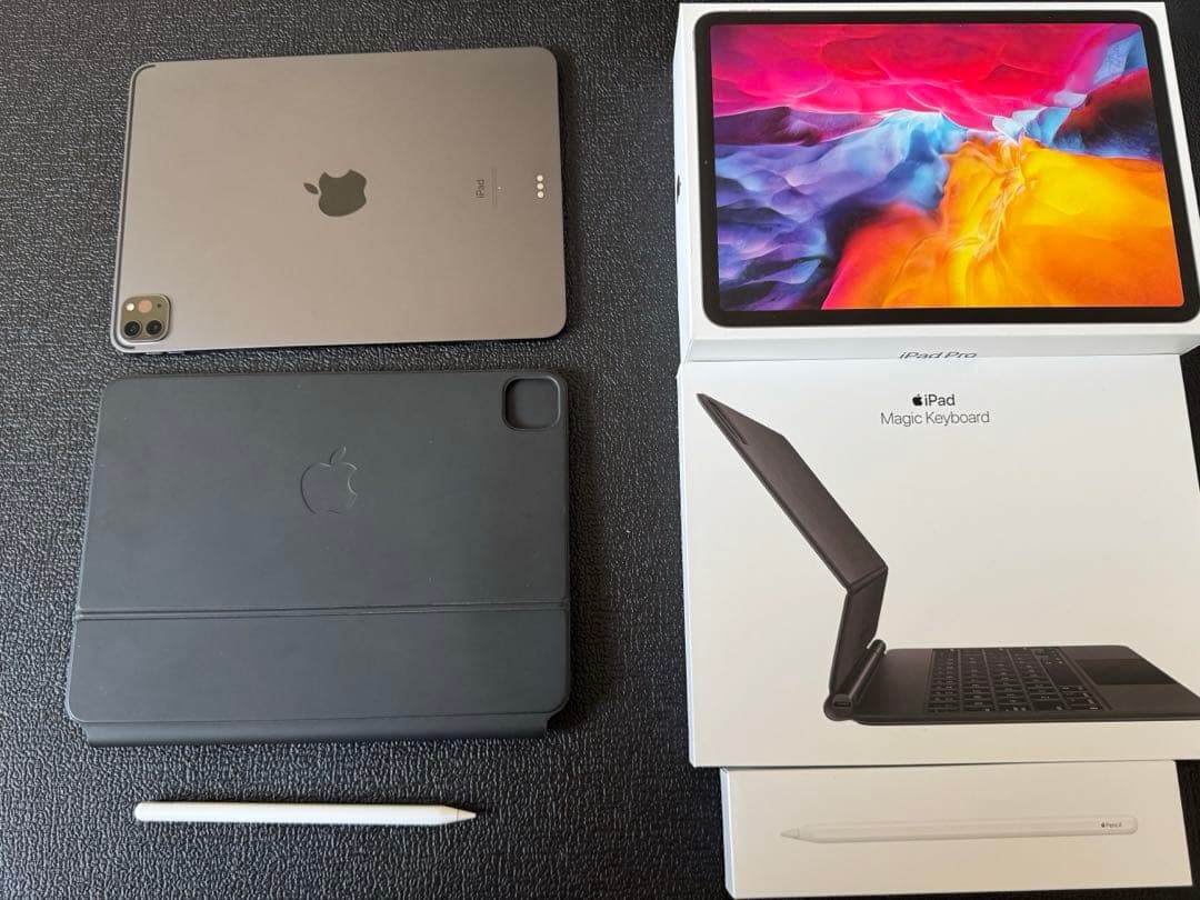 iPad Pro第二世代 11インチ 256GB 11インチiPad Pro Wi-Fi 256GB - シルバー [整備済製品] - Apple（日本）