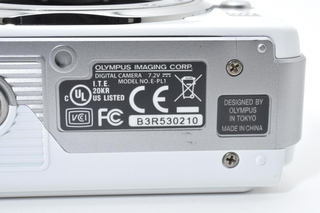 OLYMPUS E-PL1 ホワイト 動作品 純正バッテリー＆充電器付き カメラ