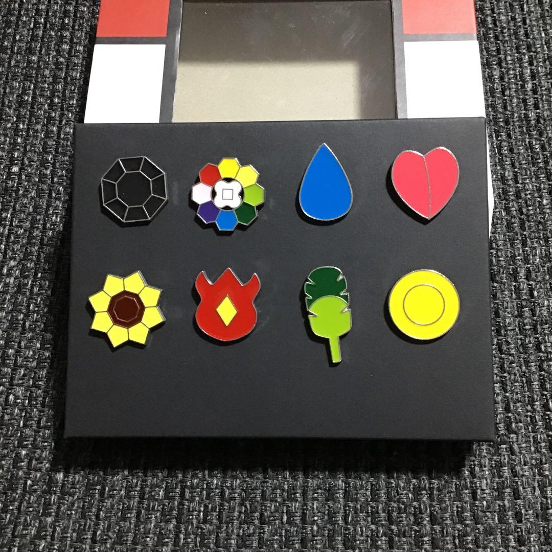 新品）ポケモン ジムバッジ カントー地方 8個セット ピンズ バッジ